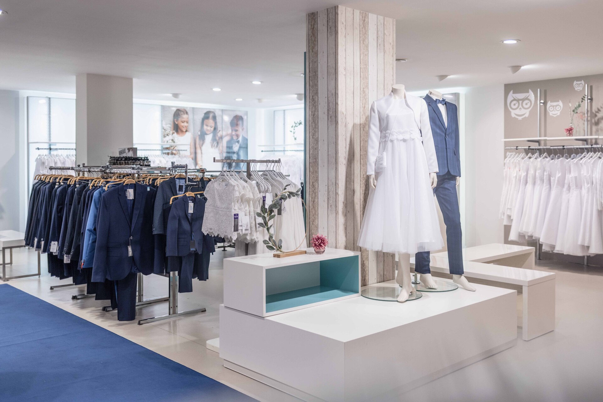 Erstkommunionskleidung finden Sie im Modehaus Bültel & Westhoff, Am Thietor 10, 48431 Rheine, bueltel-westhoff.de