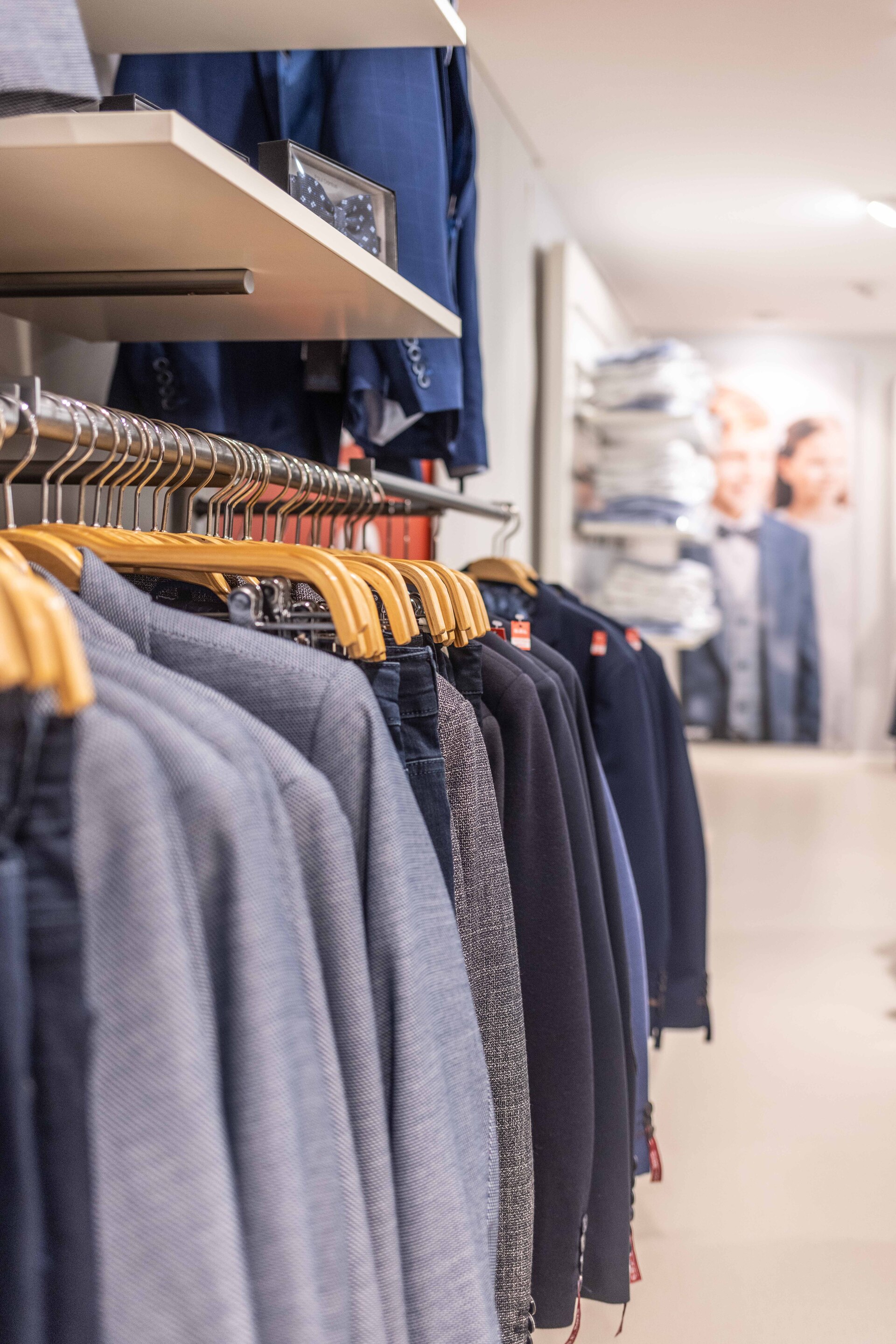 Erstkommunionskleidung finden Sie im Modehaus Bültel & Westhoff, Am Thietor 10, 48431 Rheine, bueltel-westhoff.de