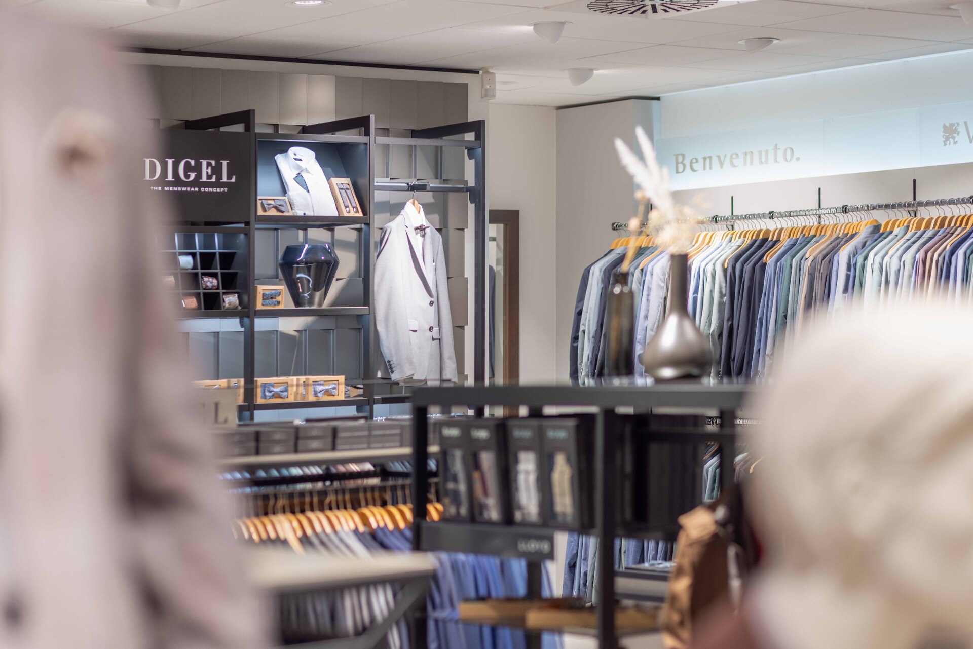 Herrenanzüge aus dem Modehaus Bültel & Westhoff, Am Thietor 10, 48431 Rheine, bueltel-westhoff.de